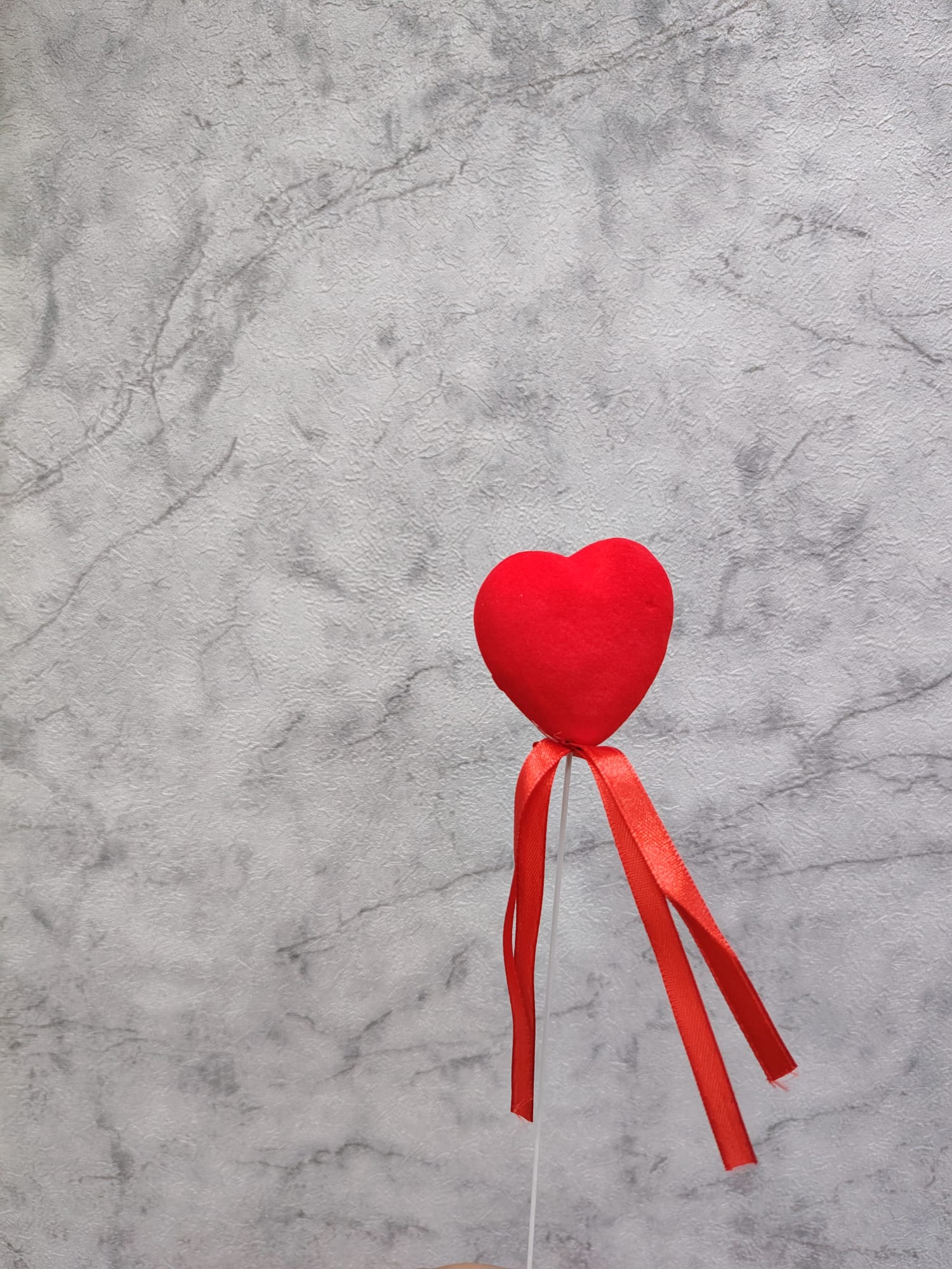 Gold Love Heart cake topper by Ward and Haneen, featuring a romantic heart design for wedding and celebration cakes.