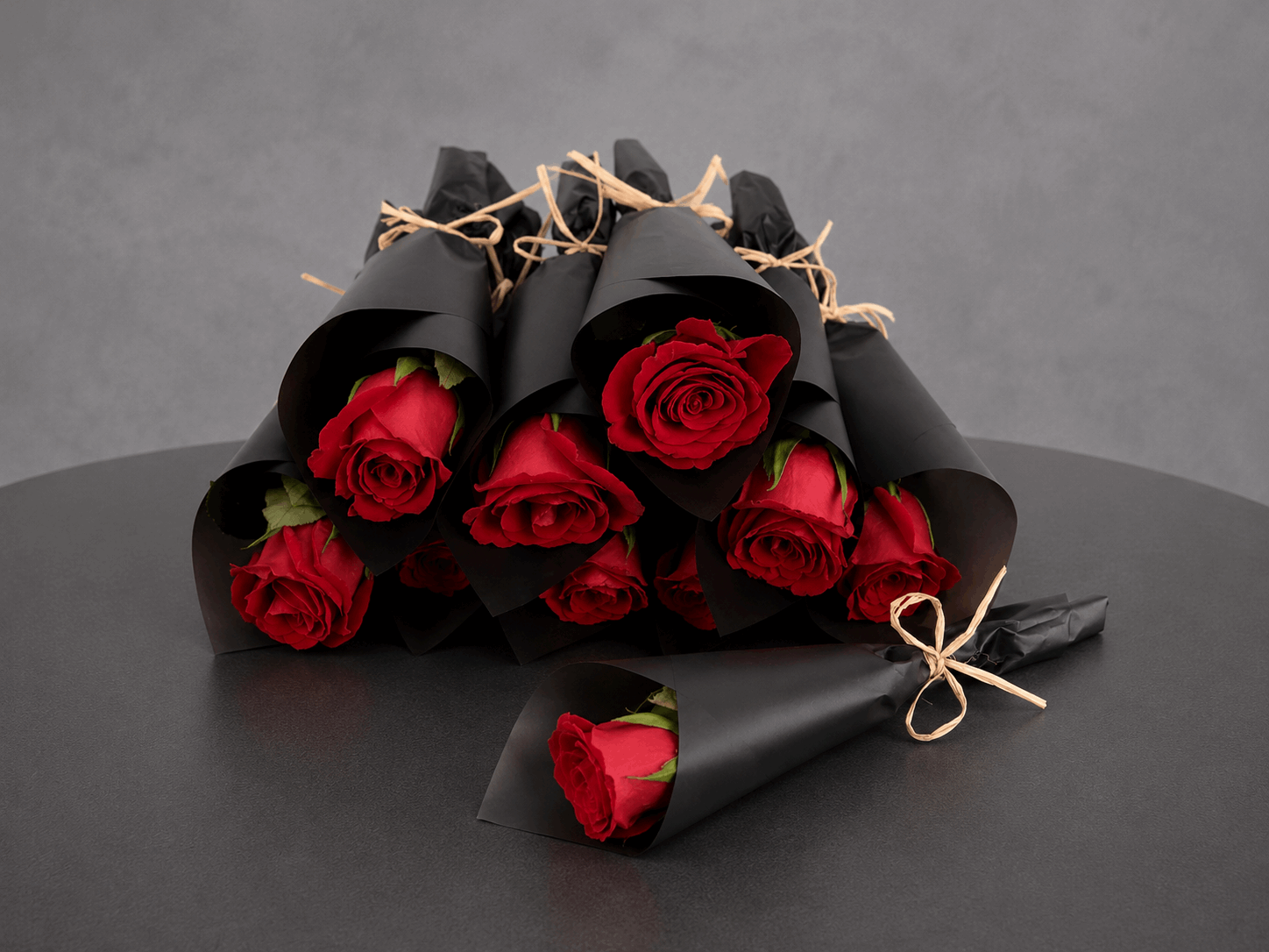 🌹 10 pics Single Red Rose Mini Bouquet Set - Ward and Haneen - Buy Flower in hawally, Kuwait
