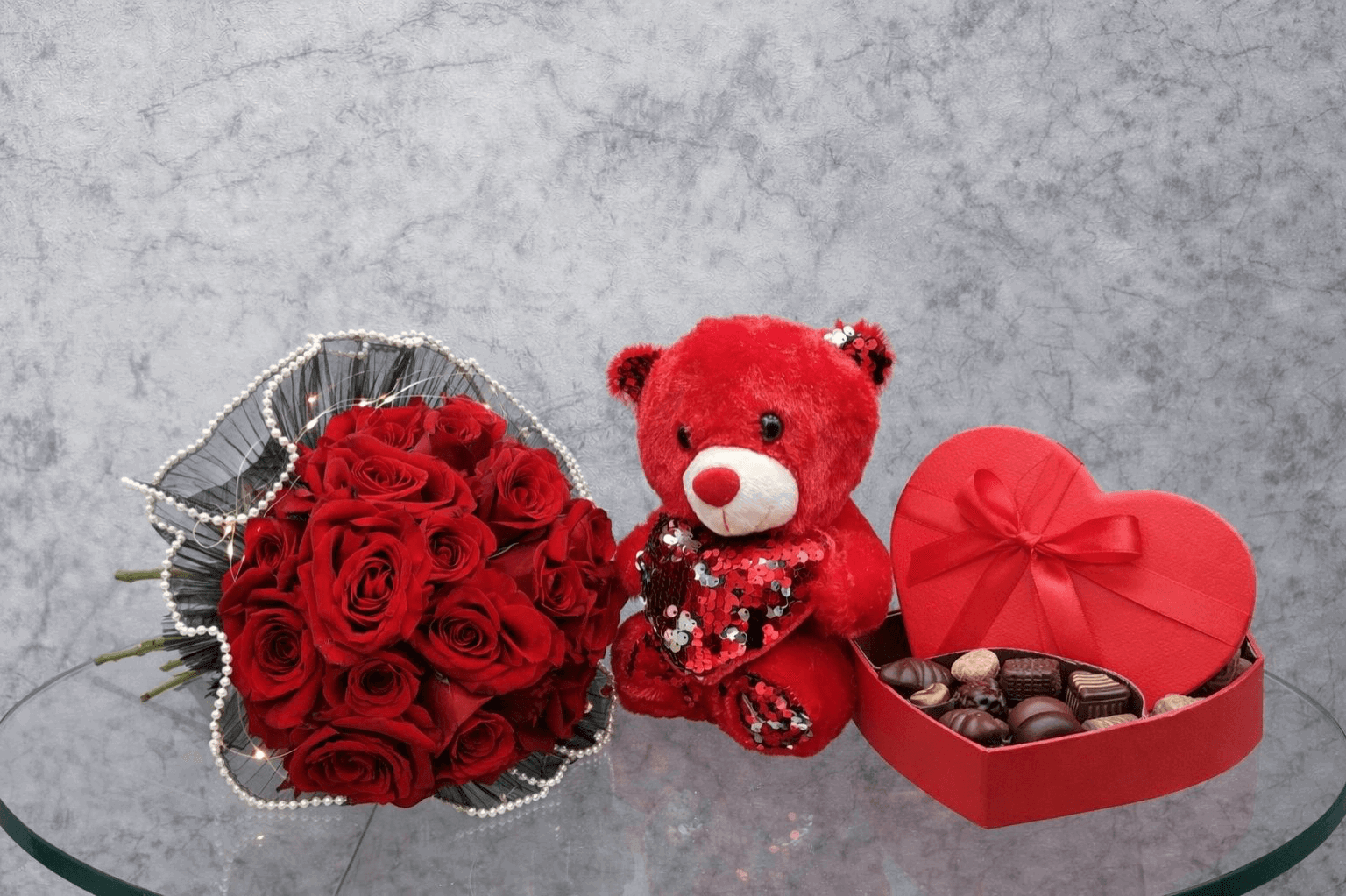 Classic 20 Red Roses bouquet