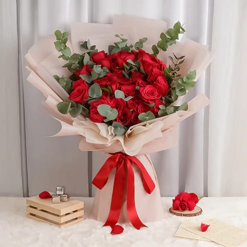 Supreme Love  30 Rose Bouquet