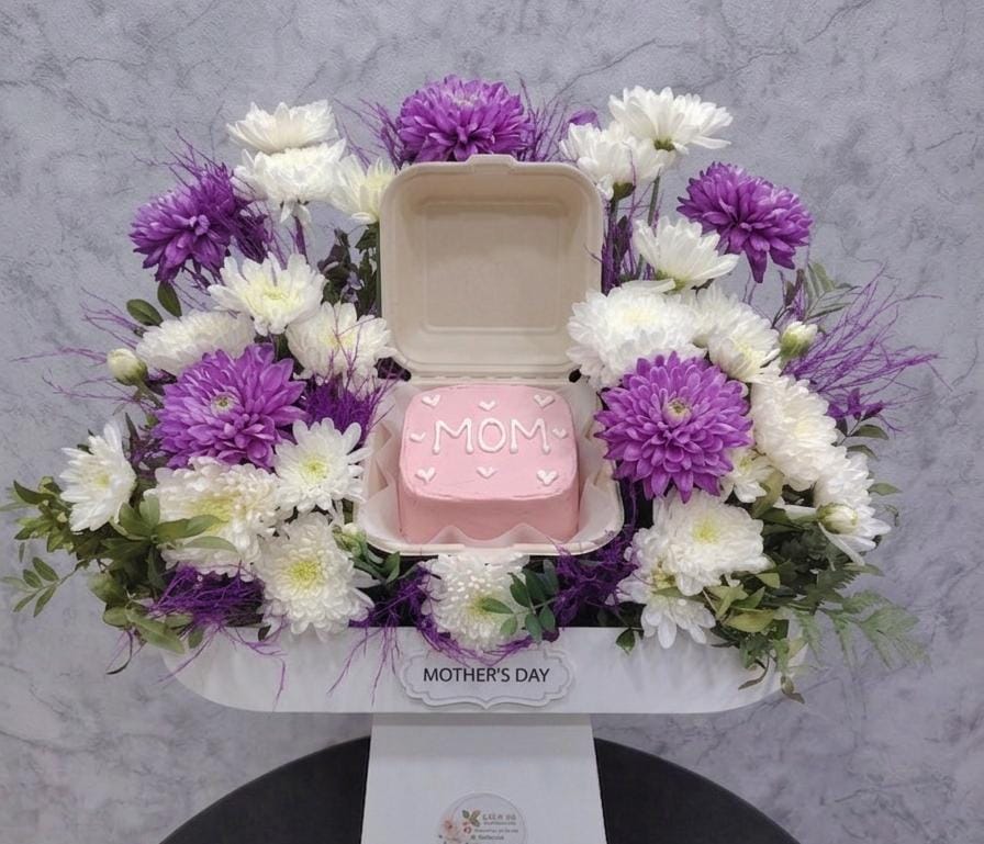 Floral Embrace" Mother’s Day Bundle