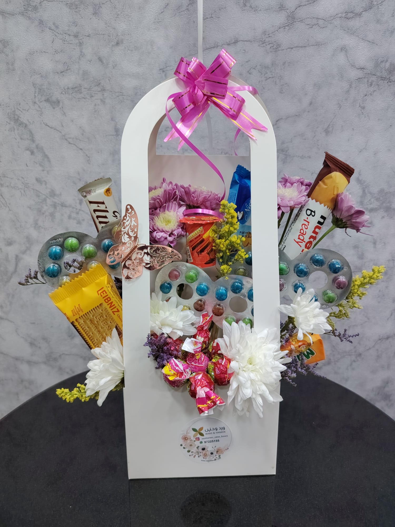 🎈 Pink Balloon Chocolate Gift Basket